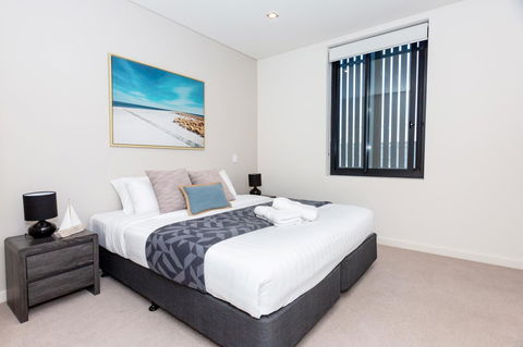 Brand New Executive Apartment - Accommodation Rockhampton 8