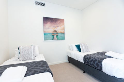 Brand New Executive Apartment - Accommodation Rockhampton 23