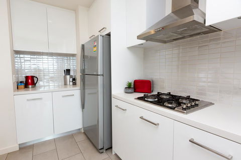 Brand New Executive Apartment - Accommodation Rockhampton 6
