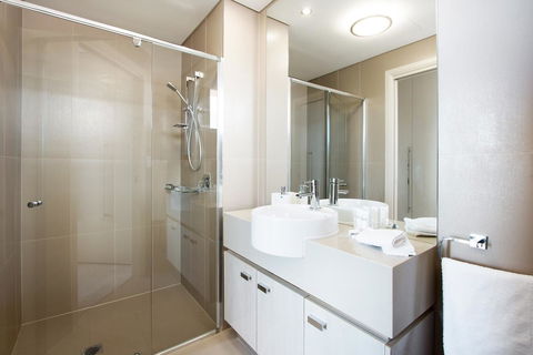 The Junction Palais - Modern And Spacious 2BR Bondi Junction Apartment Close To Everything - Accommodation Rockhampton 2