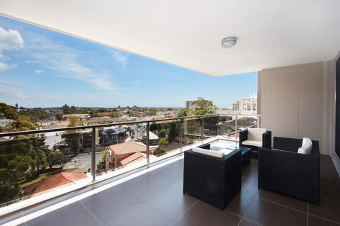 The Junction Palais - Modern And Spacious 2BR Bondi Junction Apartment Close To Everything - Accommodation Rockhampton 1