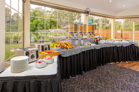 Best Western Plus Hovell Tree Inn - Accommodation Rockhampton 10