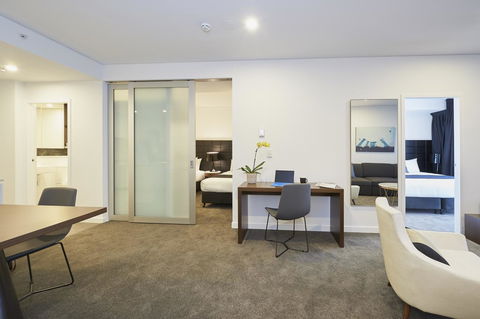 Silkari Suites At Chatswood - Accommodation Rockhampton 6