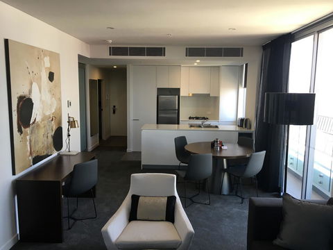 Silkari Suites At Chatswood - Accommodation Rockhampton 7