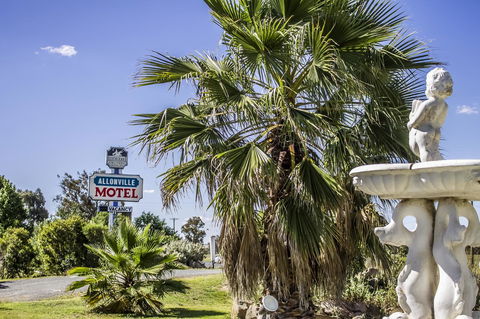 Allonville Gardens Motel - Accommodation Rockhampton 0