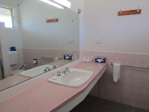 Allonville Gardens Motel - Accommodation Rockhampton 29