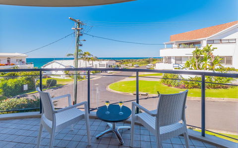 The Cove Yamba - Accommodation Rockhampton 0