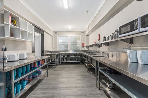 Ady's Place Backpackers, Sydney - Accommodation Rockhampton 9