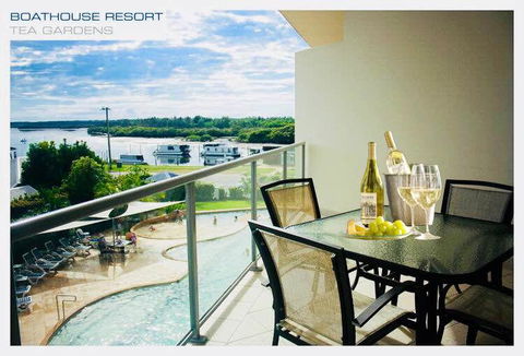Boathouse Resort (Water Front) - Accommodation Rockhampton 10