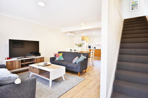 Abode @ Culburra - Pet Friendly - 4 Mins To Beach - Accommodation Rockhampton 7