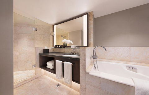 Four Seasons Hotel Sydney - Accommodation Rockhampton 8
