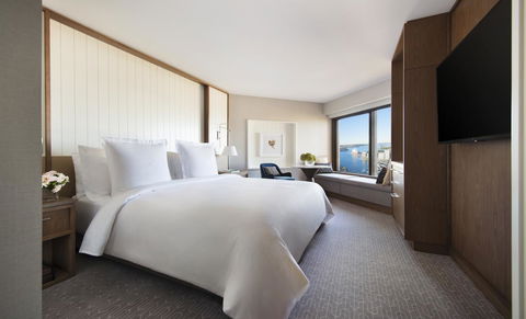 Four Seasons Hotel Sydney - Accommodation Rockhampton 12