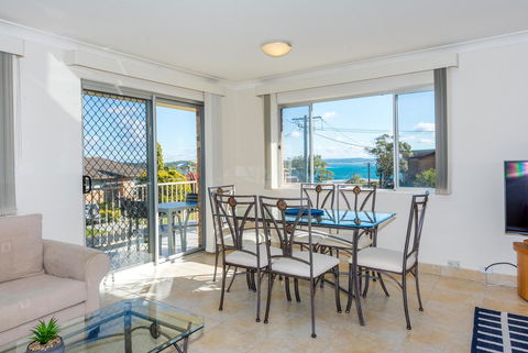 Ronald Avenue 1/65 - Shoal Bay - Accommodation Rockhampton 2
