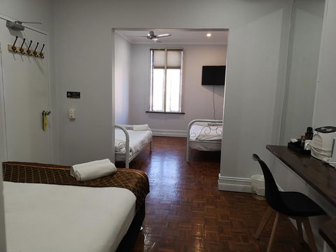 Newtown Cozy Stays - Accommodation Rockhampton 29