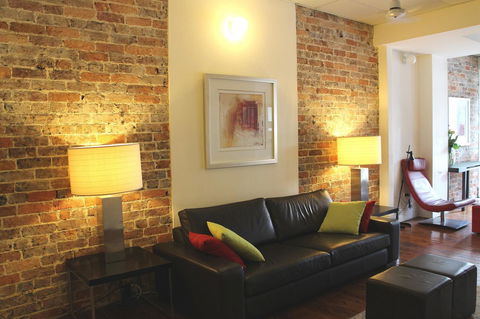 Newtown Cozy Stays - Accommodation Rockhampton 13