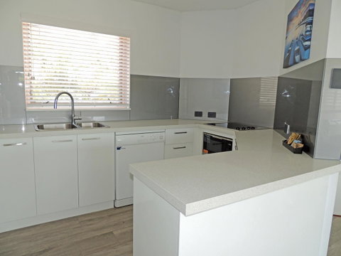 Charlesworth Bay Beach Resort - Accommodation Rockhampton 9
