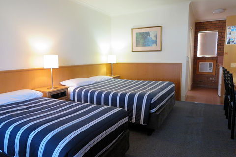 Summerhill Motor Inn - Accommodation Rockhampton 15