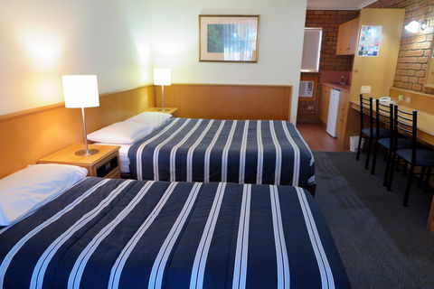 Summerhill Motor Inn - Accommodation Rockhampton 37