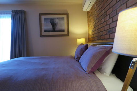 Summerhill Motor Inn - Accommodation Rockhampton 9