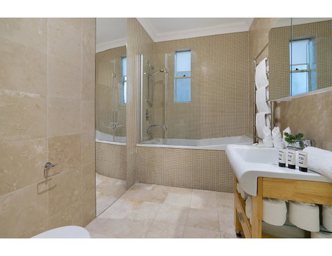 Huge Garden Apartment In The Heart Of Bondi Beach - Accommodation Rockhampton 23