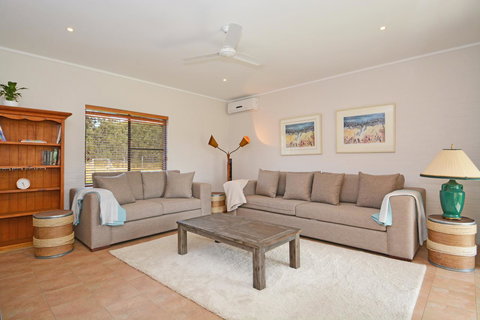 JE Guesthouse, Central To All The Hunter Valley Has To Offer - Accommodation Rockhampton 2
