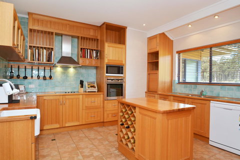 JE Guesthouse, Central To All The Hunter Valley Has To Offer - Accommodation Rockhampton 12