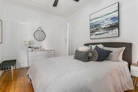 Seaspray - Manly Beach Apartment Close To The Sand - Accommodation Rockhampton 1