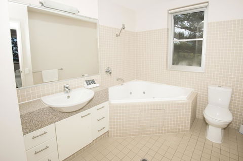 Grandview Apartments - Accommodation Rockhampton 37