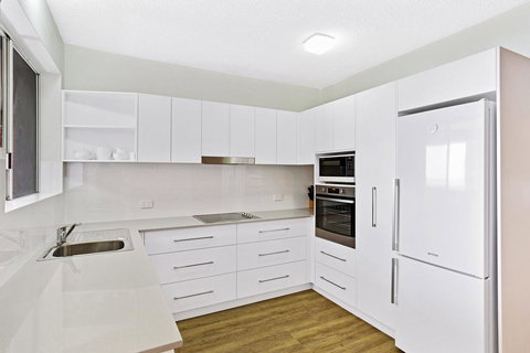 Victoria Parade, Kiah, Unit 10, 53 - Accommodation Rockhampton 4