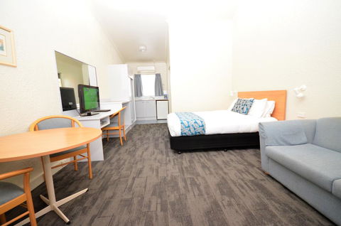 Boulevarde Motor Inn - Accommodation Rockhampton 0