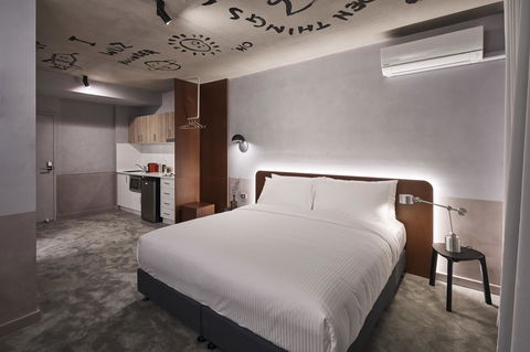 The Collectionist Newtown - Accommodation Rockhampton 18