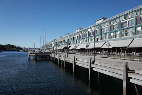 Waterfront Apartment On Sydney Harbour - Accommodation Rockhampton 11