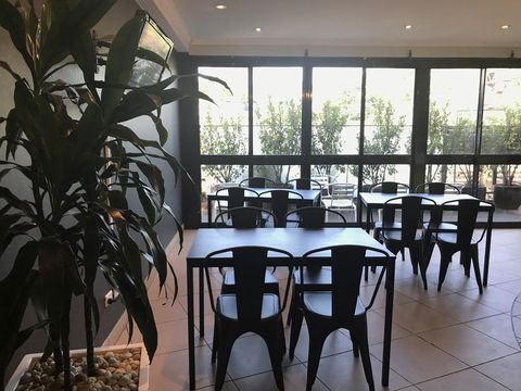 Hotel Hacienda - Accommodation Rockhampton 11