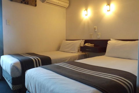 Hotel Hacienda - Accommodation Rockhampton 15