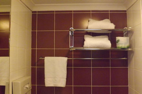 Hotel Hacienda - Accommodation Rockhampton 24
