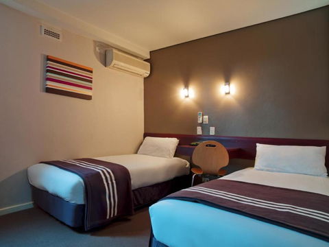 Hotel Hacienda - Accommodation Rockhampton 14