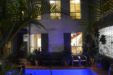 Newtown Backpackers - Accommodation Rockhampton 21