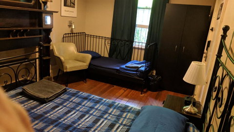Newtown Backpackers - Accommodation Rockhampton 16