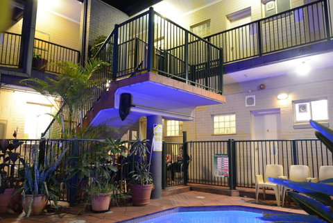 Newtown Backpackers - Accommodation Rockhampton 1