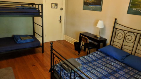 Newtown Backpackers - Accommodation Rockhampton 24