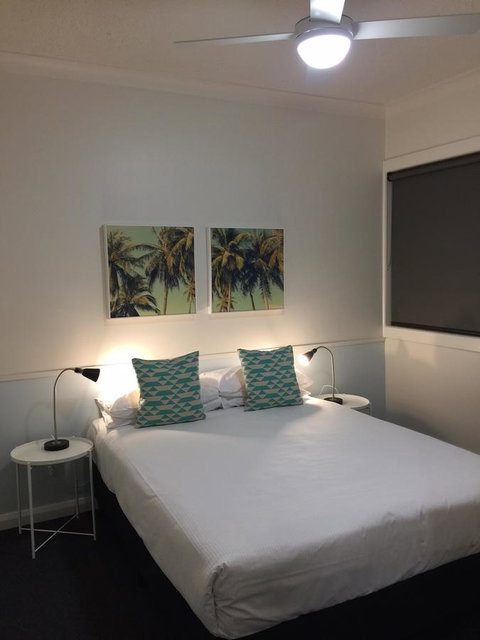 Hibiscus Motel - Accommodation Rockhampton 9
