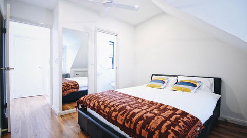 Cozy 5 Bed House In Sydney - Accommodation Rockhampton 12
