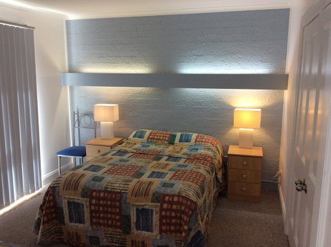 Como Lodge - Accommodation Rockhampton 10