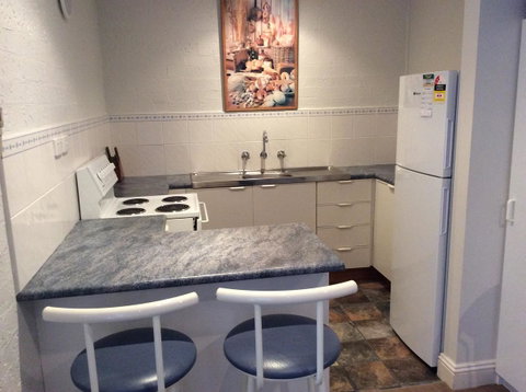 Como Lodge - Accommodation Rockhampton 14