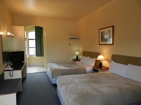 Prince Of Wales Hotel - Accommodation Rockhampton 3