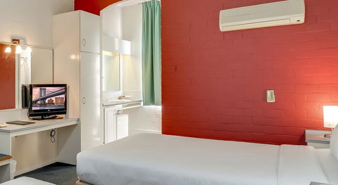 Prince Of Wales Hotel - Accommodation Rockhampton 1