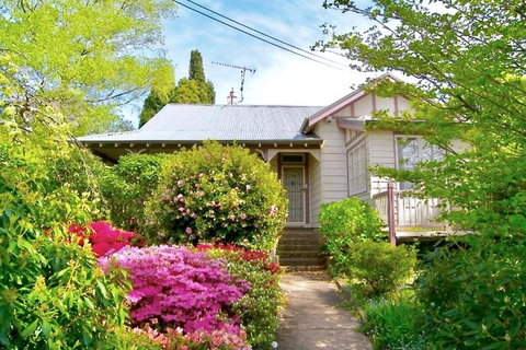 Dangal Gardens - Accommodation Rockhampton 1