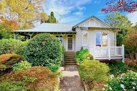 Dangal Gardens - Accommodation Rockhampton 0