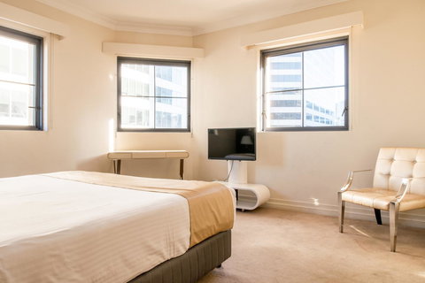 Seasons Harbour Plaza - Accommodation Rockhampton 16