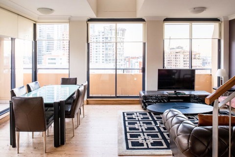 Seasons Harbour Plaza - Accommodation Rockhampton 8